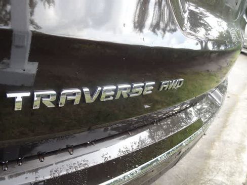 Used 2019 Chevrolet Traverse High Country AWD/4WD image 8