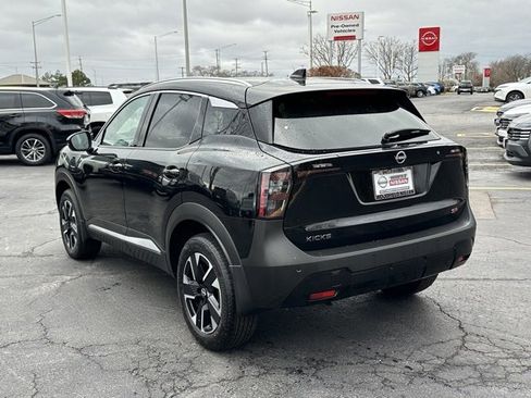 Certified 2025 Nissan Kicks SR image 6