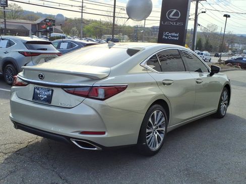 Used 2021 Lexus ES 350 w/ Premium Package image 6