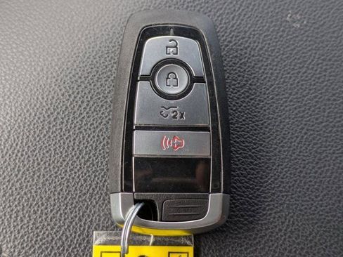 Used 2023 Ford F150 Lightning XLT image 27