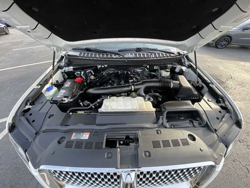 Used 2024 Lincoln Navigator L Reserve image 30
