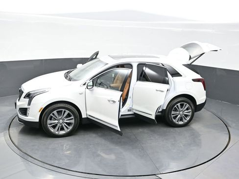 New 2025 Cadillac XT5 Premium Luxury w/ Technology Package image 36