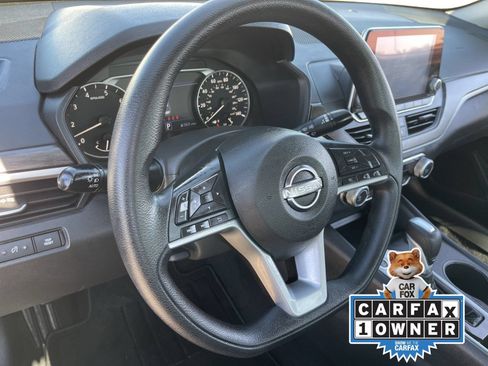 Certified 2025 Nissan Altima 2.5 SV FWD image 23