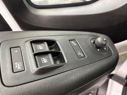 Used 2025 RAM ProMaster 2500 w/ Convenience Group FWD image 6