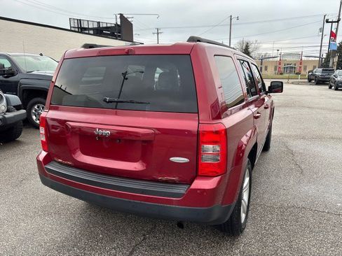 Used 2014 Jeep Patriot Latitude image 5