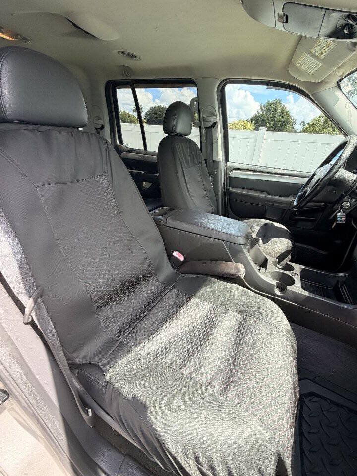 Used 2005 Mercury Mountaineer Luxury AWD/4WD image 11
