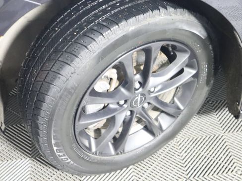 Used 2020 Chrysler Pacifica Touring-L AWD/4WD image 16