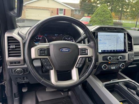 Used 2022 Ford F250 Lariat w/ Lariat Ultimate Package image 15