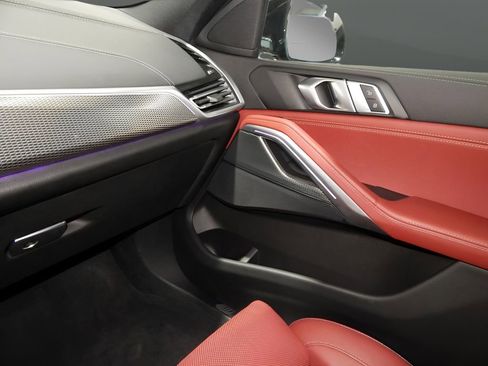 Used 2023 BMW X6 xDrive40i w/ M Sport Package image 14