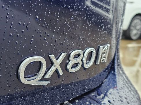 New 2025 INFINITI QX80 Luxe image 6