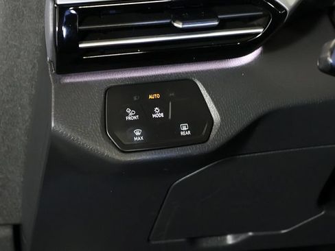 Used 2023 Volkswagen ID.4 S RWD image 26