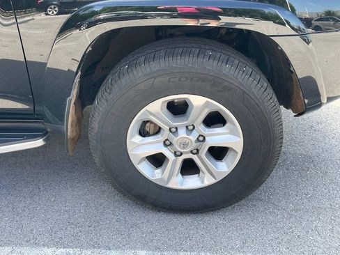 Used 2018 Toyota 4Runner SR5 Premium AWD/4WD image 7