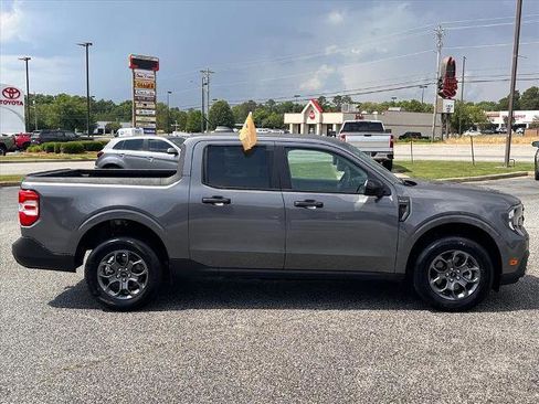 Certified 2025 Ford Maverick XLT w/ XLT Luxury Package FWD image 2