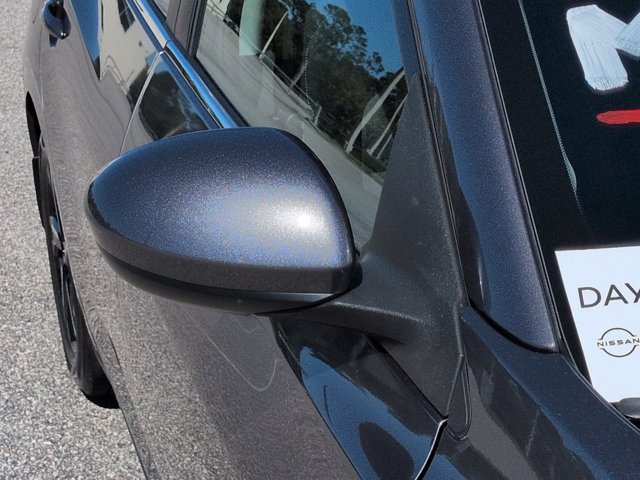 Used 2025 Nissan Sentra SV FWD image 13