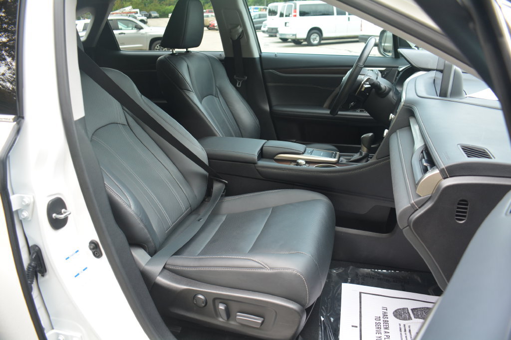 Used 2022 Lexus RX 350 AWD w/ Premium Package image 22