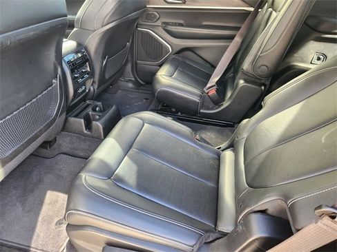 Used 2021 Jeep Grand Cherokee L Limited image 31