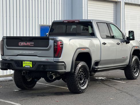 New 2026 GMC Sierra 2500 AT4X w/ AT4X AEV Edition image 4