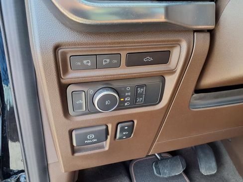 Used 2022 Ford F150 King Ranch w/ Equipment Group 601A High AWD/4WD image 24