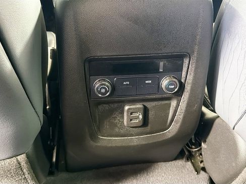 Used 2022 Buick Enclave Essence w/ Experience Buick Package AWD/4WD image 26