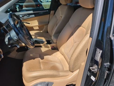 Used 2018 Porsche Macan image 9