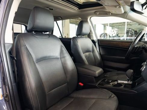 Used 2016 Subaru Outback 2.5i Limited image 29