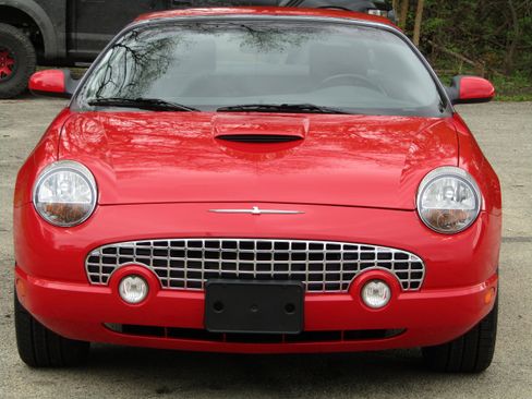 Used 2002 Ford Thunderbird RWD image 7