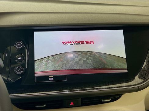 Used 2022 Buick Envision Preferred image 18