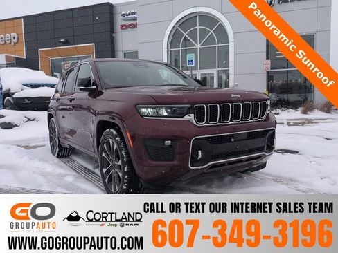 Used 2023 Jeep Grand Cherokee Overland image 1