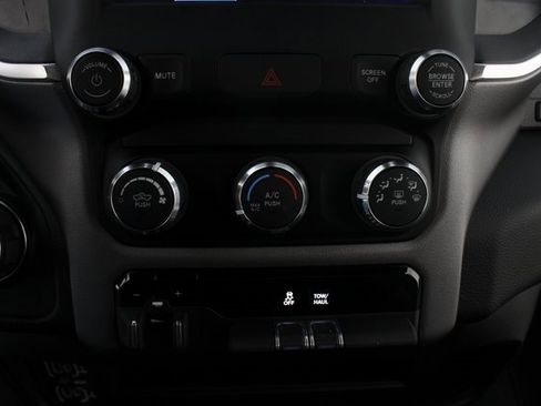 Used 2024 RAM 2500 Big Horn w/ Bed Utility Group image 6