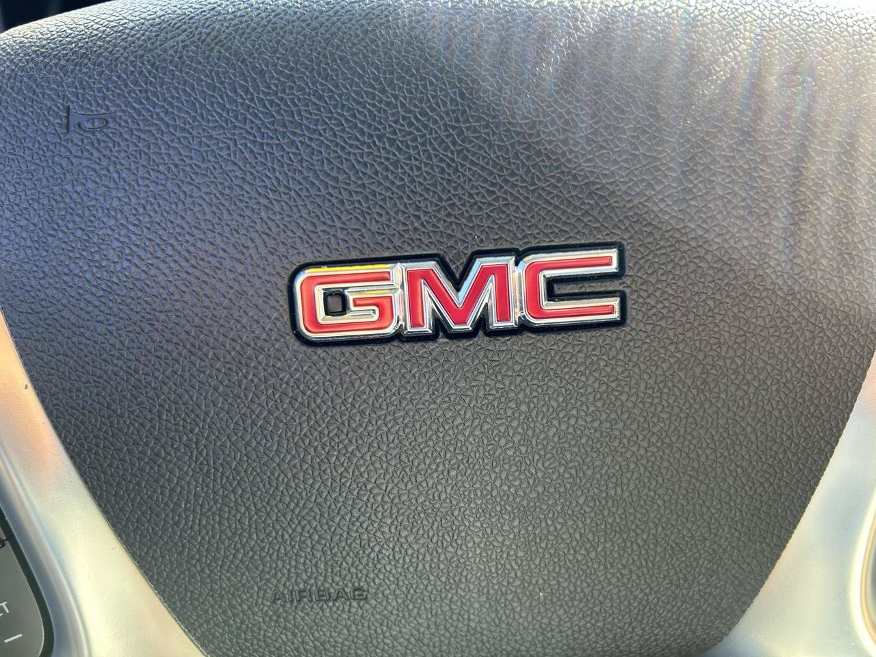 Used 2015 GMC Acadia SLE AWD/4WD image 21
