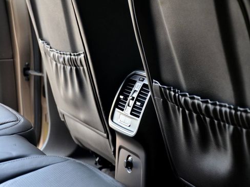 Used 2016 Porsche Macan S image 14