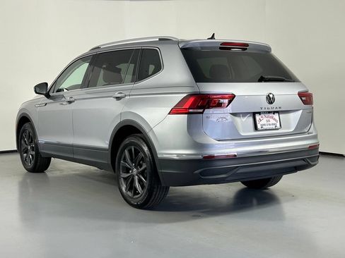 Used 2024 Volkswagen Tiguan SE AWD/4WD image 5
