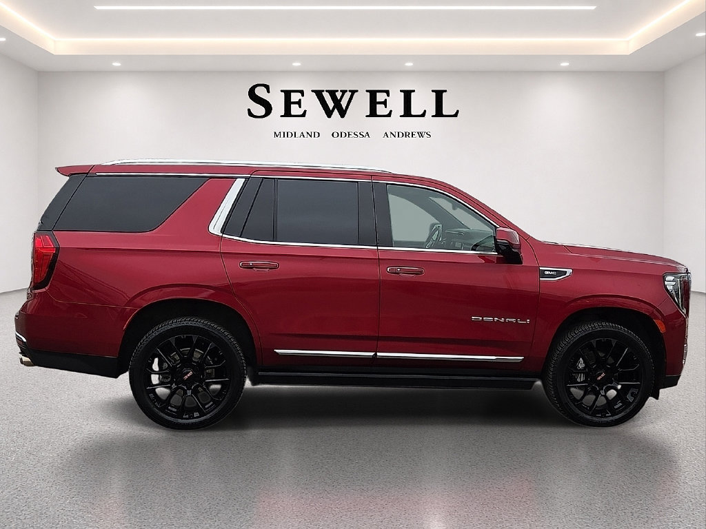 Used 2022 GMC Yukon Denali w/ Denali Ultimate Package AWD/4WD image 5