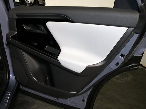 Used 2023 Subaru Solterra AWD image 34