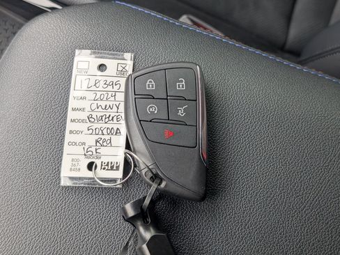 Used 2024 Chevrolet Blazer EV RS AWD/4WD image 37