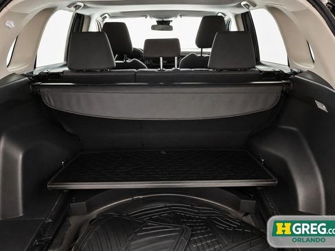 Used 2021 Toyota RAV4 XLE w/ Convenience Package AWD/4WD image 16