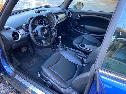 Used 2015 MINI Cooper Cooper 2dr Convertible image 11