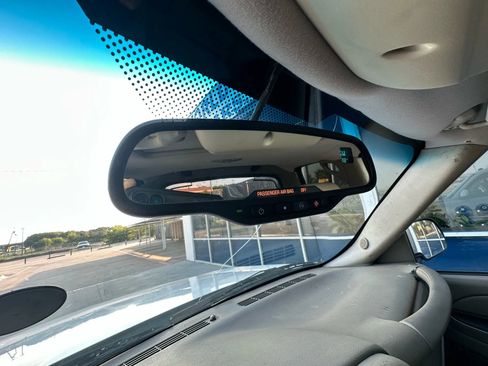 Used 2005 Chevrolet Avalanche Z66 w/ Sun And Sound Package image 24