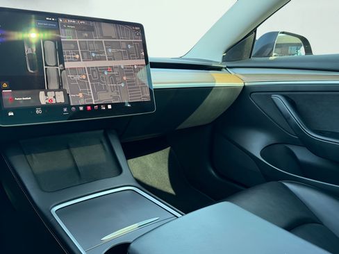 Used 2023 Tesla Model 3 Performance AWD/4WD image 59