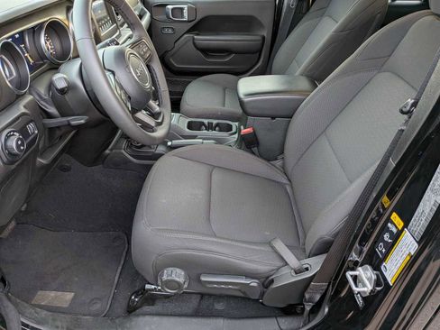 Certified 2023 Jeep Gladiator Sport image 14