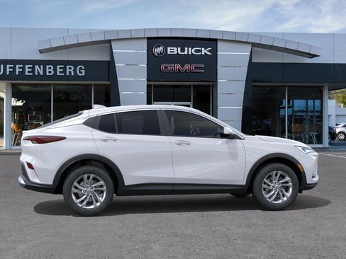 New 2026 Buick Envista Sport Touring w/ Convenience I Package FWD image 29