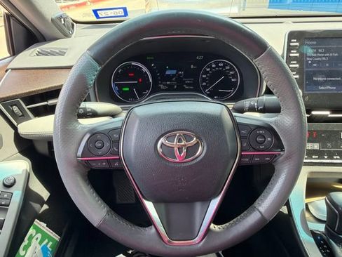 Used 2021 Toyota Avalon Limited FWD image 14