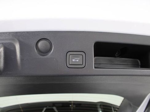 New 2026 Chevrolet Equinox LT image 19