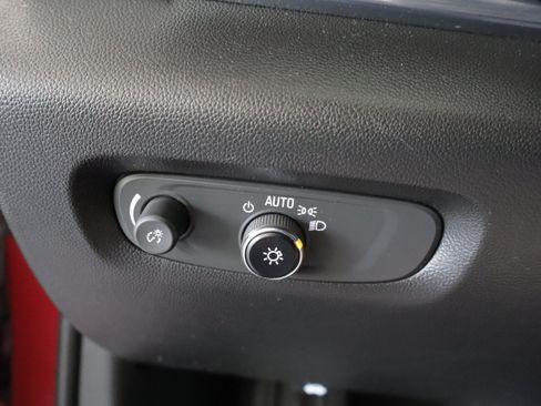 Used 2023 Chevrolet Traverse LT AWD/4WD image 15