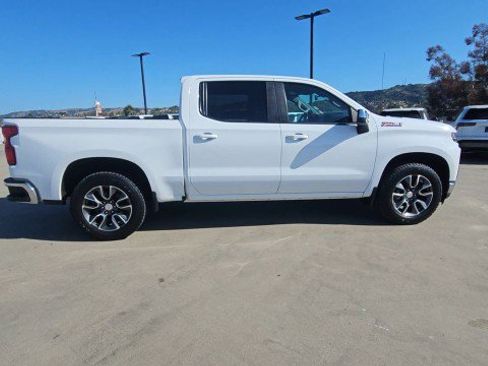 Used 2021 Chevrolet Silverado 1500 LT AWD/4WD image 9