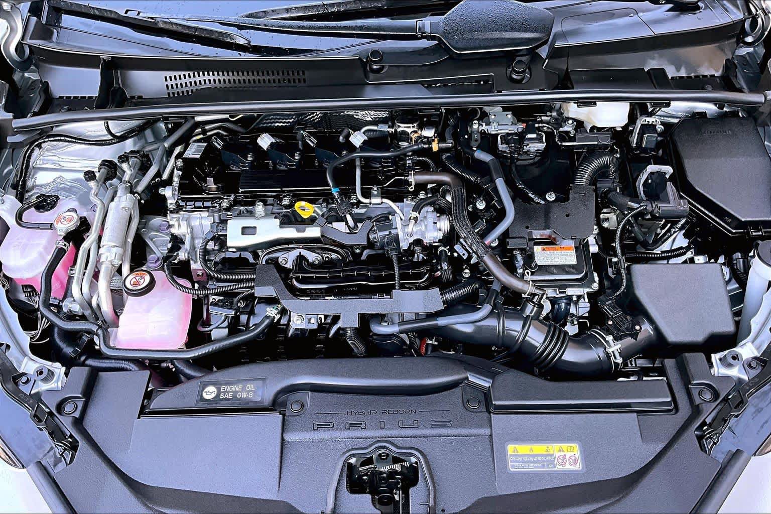 Certified 2026 Toyota Prius Plug-In Hybrid FWD image 32