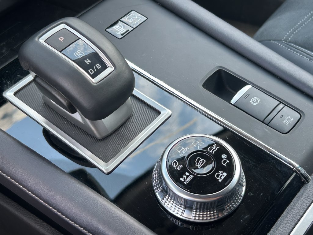 Used 2025 Mitsubishi Outlander 4WD Plug-In Hybrid image 20
