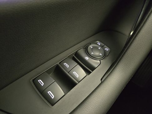 Used 2023 Chevrolet Blazer RS w/ Enhanced Convenience Package image 29