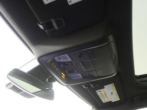 Used 2020 Cadillac XT4 Sport w/ Cold Weather Package image 19