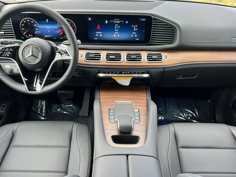 New 2026 Mercedes-Benz GLE 350 4MATIC image 3